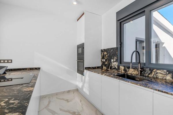 Chalet en avenida de La Costa Azul, 64