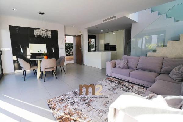 Casa independiente en avenida del Salvador