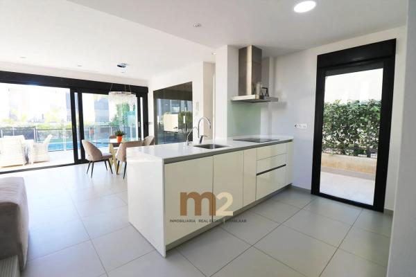 Casa independiente en avenida del Salvador