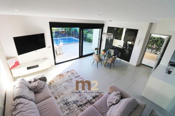 Casa independiente en avenida del Salvador