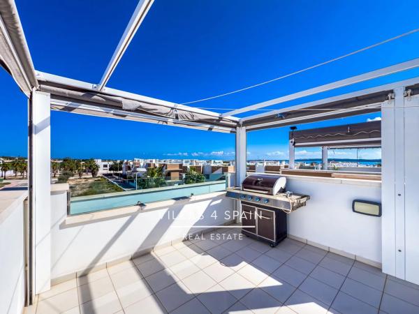 Chalet adosado en avenida del Salvador