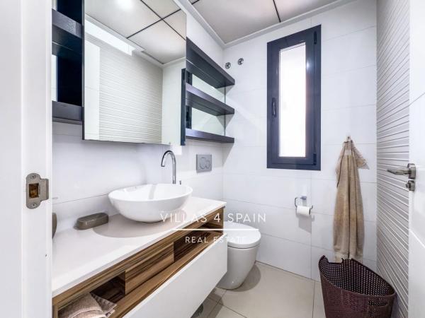 Chalet adosado en avenida del Salvador