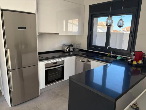 Chalet en calle Africa, 5