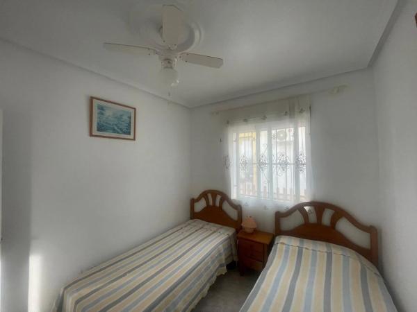 Chalet adosado en calle Pico de la Panocha, 4