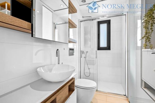 Chalet pareado en avenida Jerez de la Frontera s/n