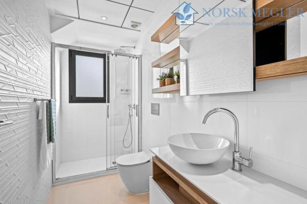 Chalet pareado en avenida Jerez de la Frontera s/n