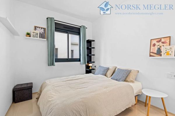 Chalet pareado en avenida Jerez de la Frontera s/n