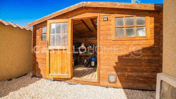 Chalet adosado en calle Rio Narcea, 2