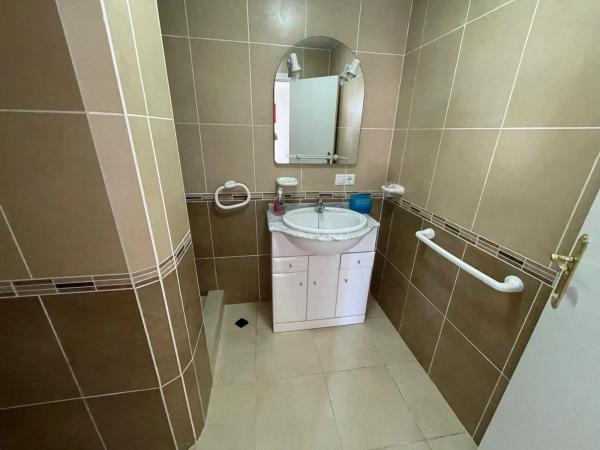 Chalet pareado en calle Pico de la Hoz, 3