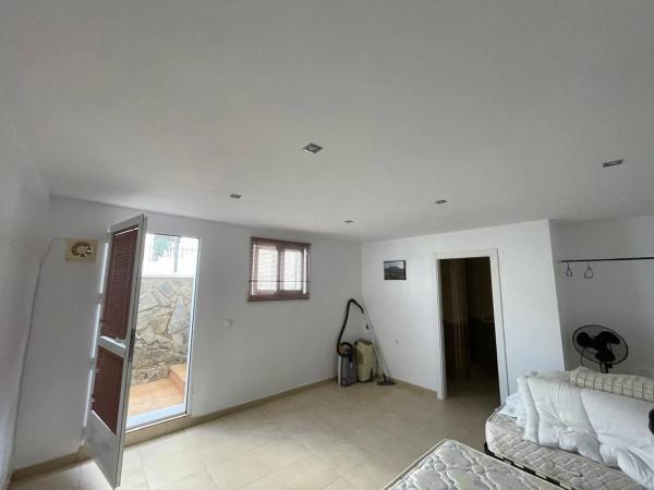 Chalet pareado en calle Pico de la Hoz, 3