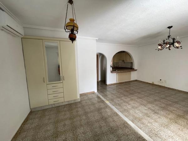 Chalet adosado en calle Costa de la Luz, 32