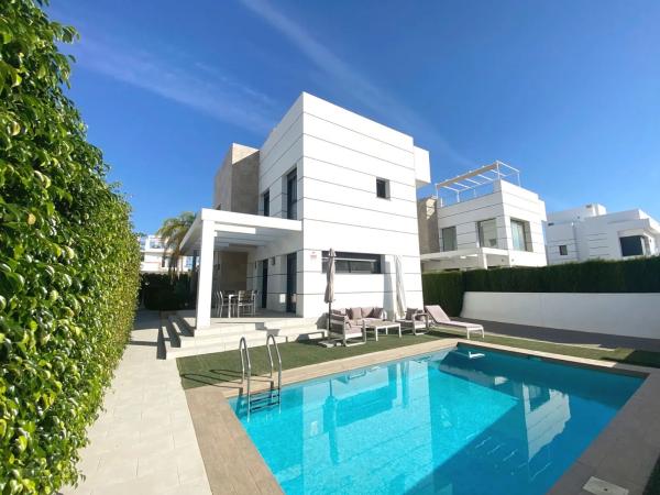 Chalet pareado en avenida de Zamora