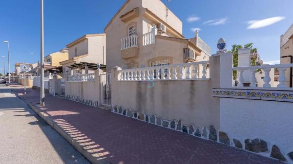 Chalet en Ciudad Quesada