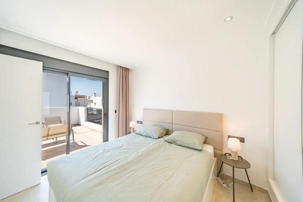 Casa independiente en calle Soria