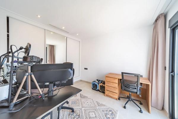 Casa independiente en calle Soria