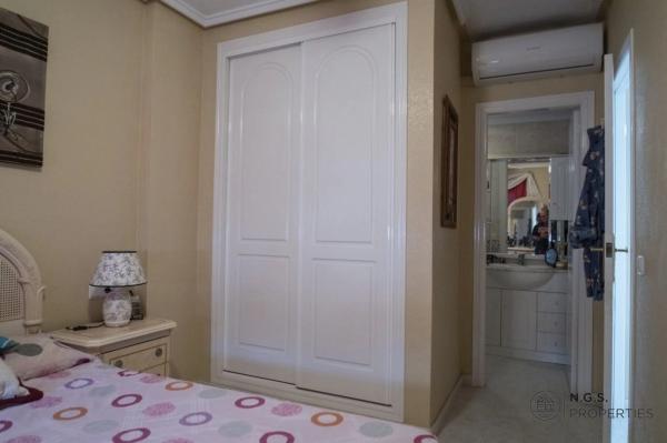 Piso en calle Santiago de Compostela Número 1