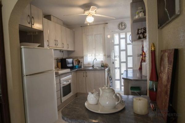 Piso en calle Santiago de Compostela Número 1