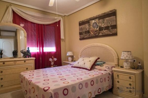 Piso en calle Santiago de Compostela Número 1