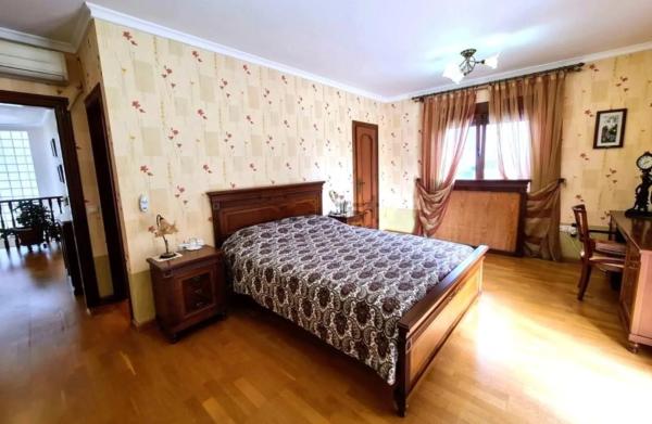 Chalet en calle de los Almendros, 41