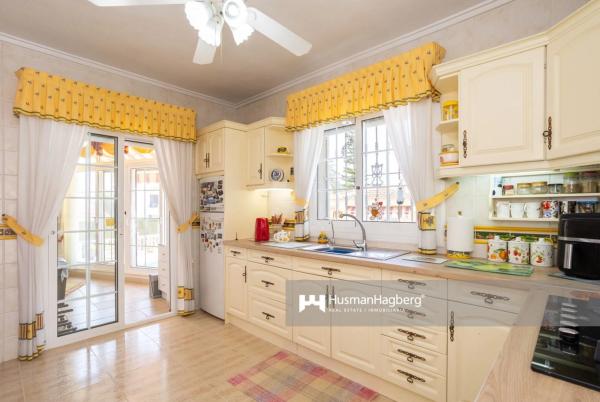 Chalet en calle Picasso