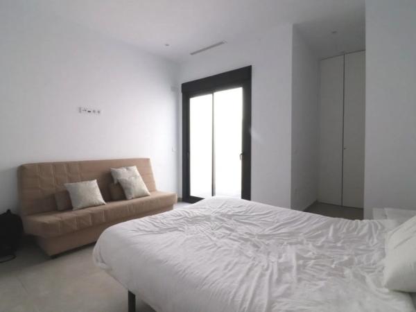 Casa independiente en calle Sierra de Grazalema, 372 -366