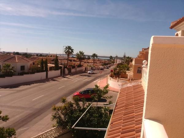 Chalet adosado en calle Trinquete