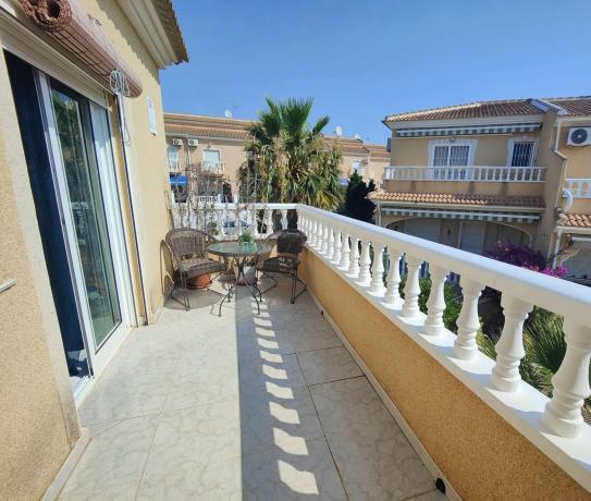 Chalet pareado en Pd Sector-i