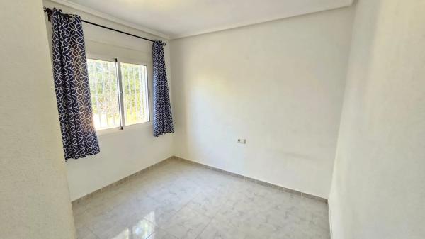 Casa independiente en calle Estocolmo