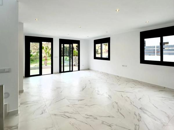 Casa independiente en calle Onda, 10