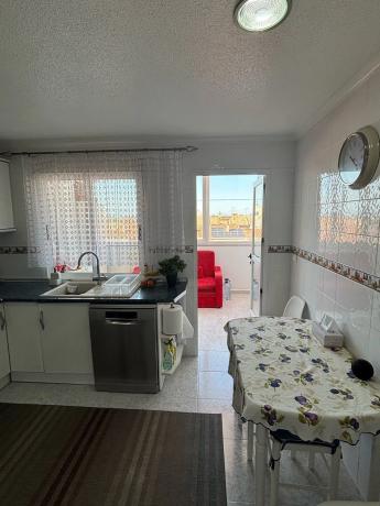 Piso en avenida de Alicante, 8