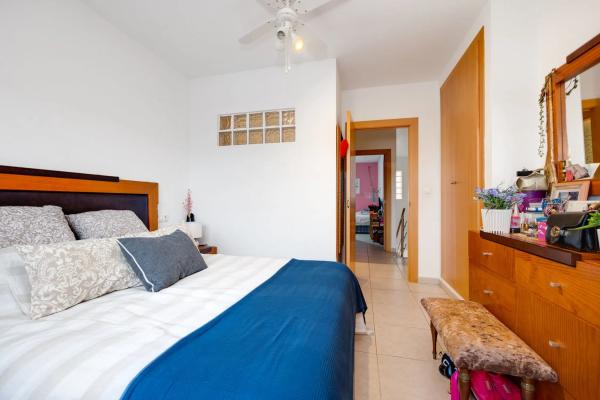 Chalet adosado en calle Rojaleros Ausentes, 33