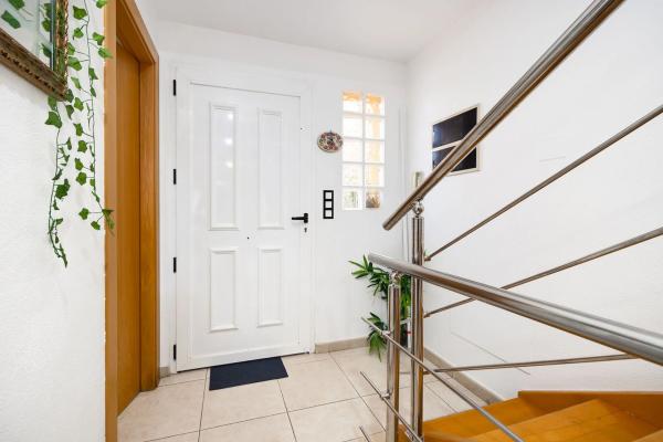 Chalet adosado en calle Rojaleros Ausentes, 33