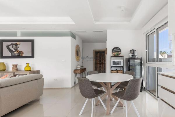 Piso en avenida del Salvador, 55