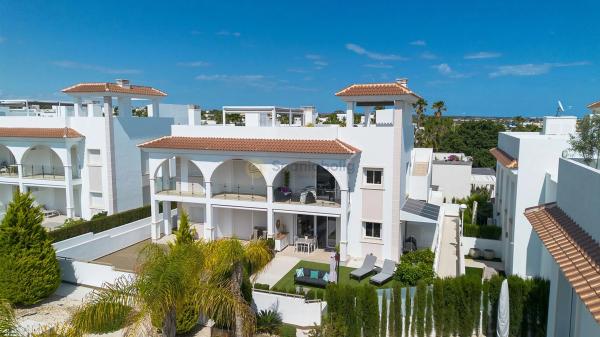 Piso en avenida del Salvador, 55