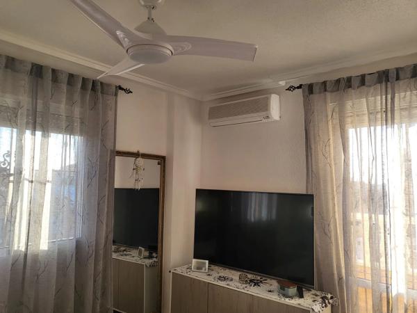 Chalet adosado en calle Cangas