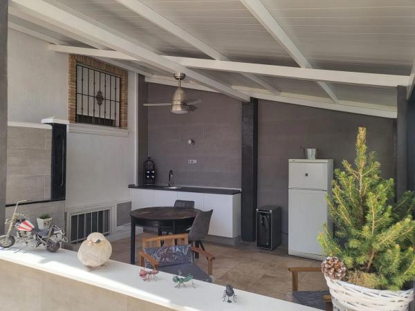 Chalet adosado en calle Cangas