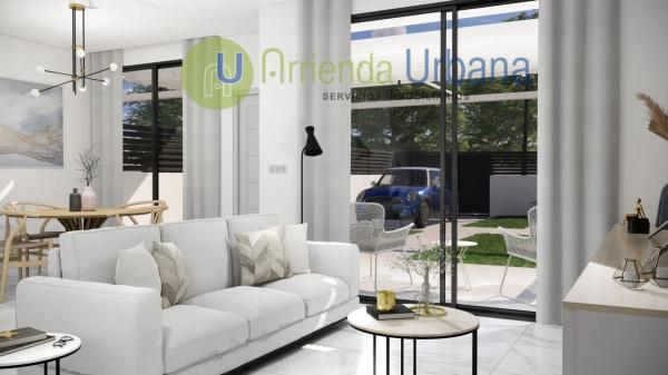 Chalet adosado en calle Orihuela