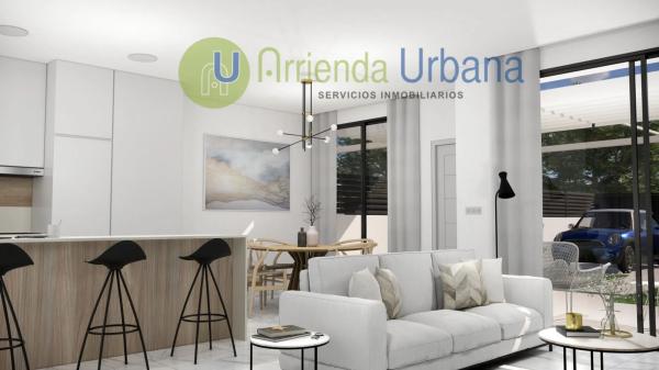 Chalet adosado en calle Orihuela