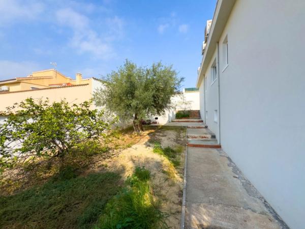 Chalet en avenida de las Naciones