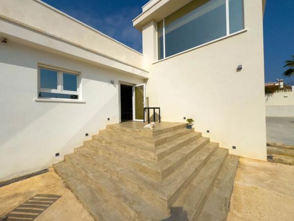 Chalet en avenida de las Naciones