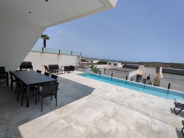 Chalet adosado en avenida del Recorral, 153