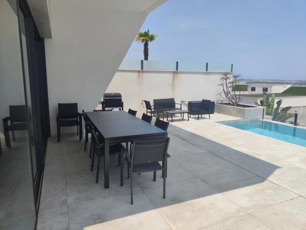 Chalet adosado en avenida del Recorral, 153