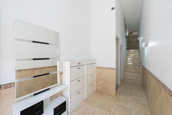 Chalet pareado en calle Romero