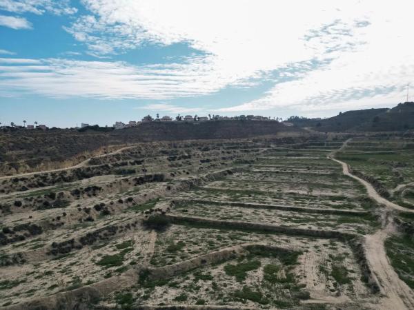 Chalet pareado en calle Romero