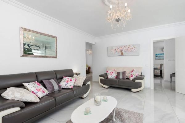 Chalet en calle León, 3