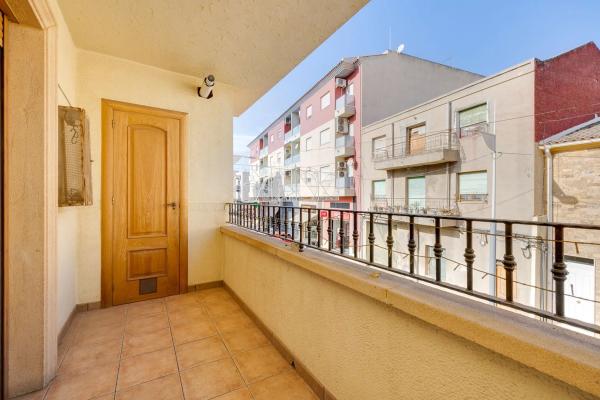 Chalet adosado en Cortés Valencianas, 33