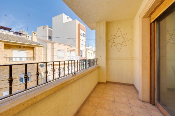 Chalet adosado en Cortés Valencianas, 33