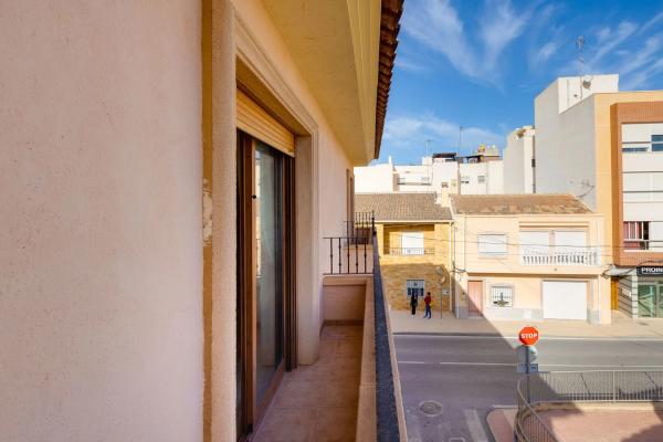 Chalet adosado en Cortés Valencianas, 33