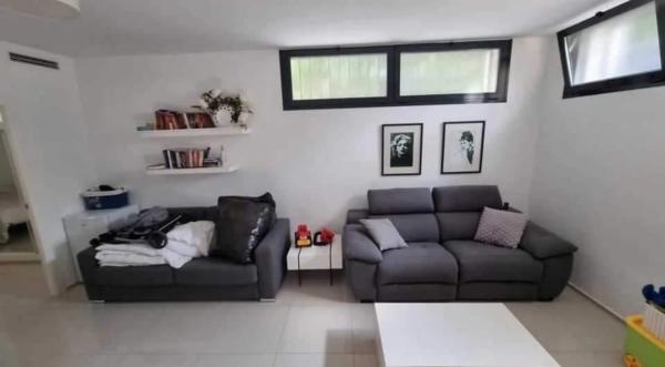 Chalet adosado en calle Numero 5