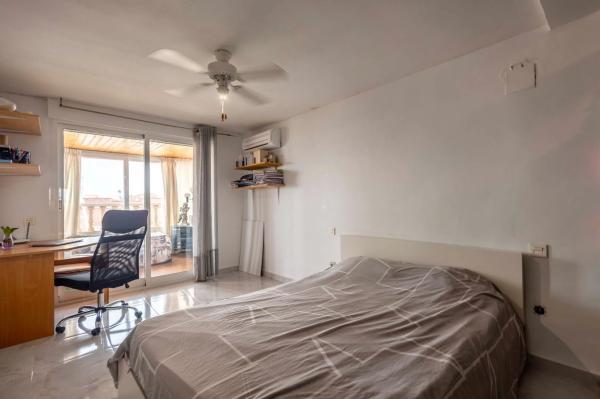 Chalet adosado en calle Costa Tropical, 2